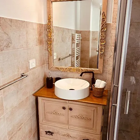 Lejlighed Casa Tholos Charme And Relax *